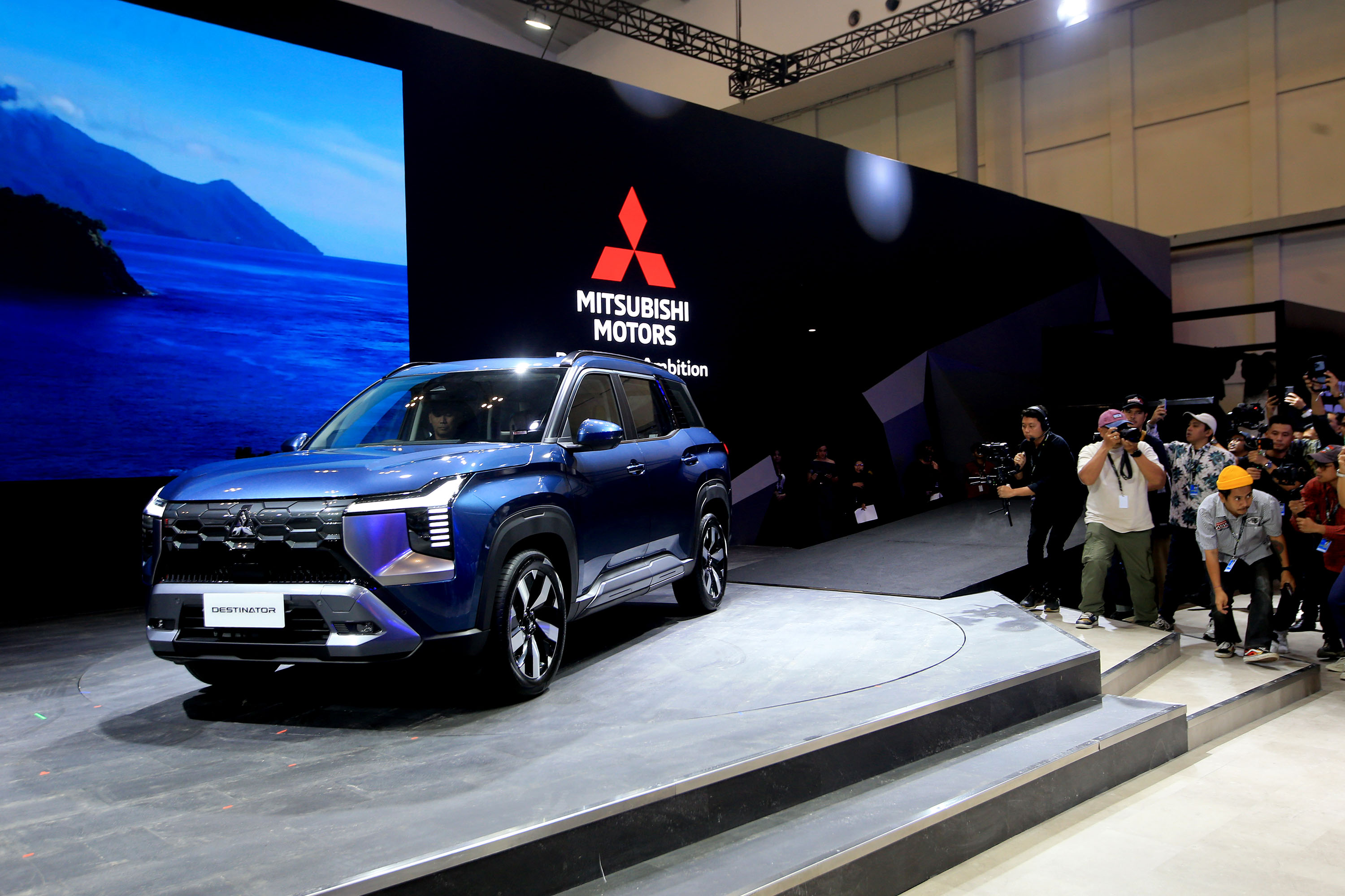Mitsubishi All New Destinator Raih Penghargaan Emas di VMARK Vietnam Design Award 2025