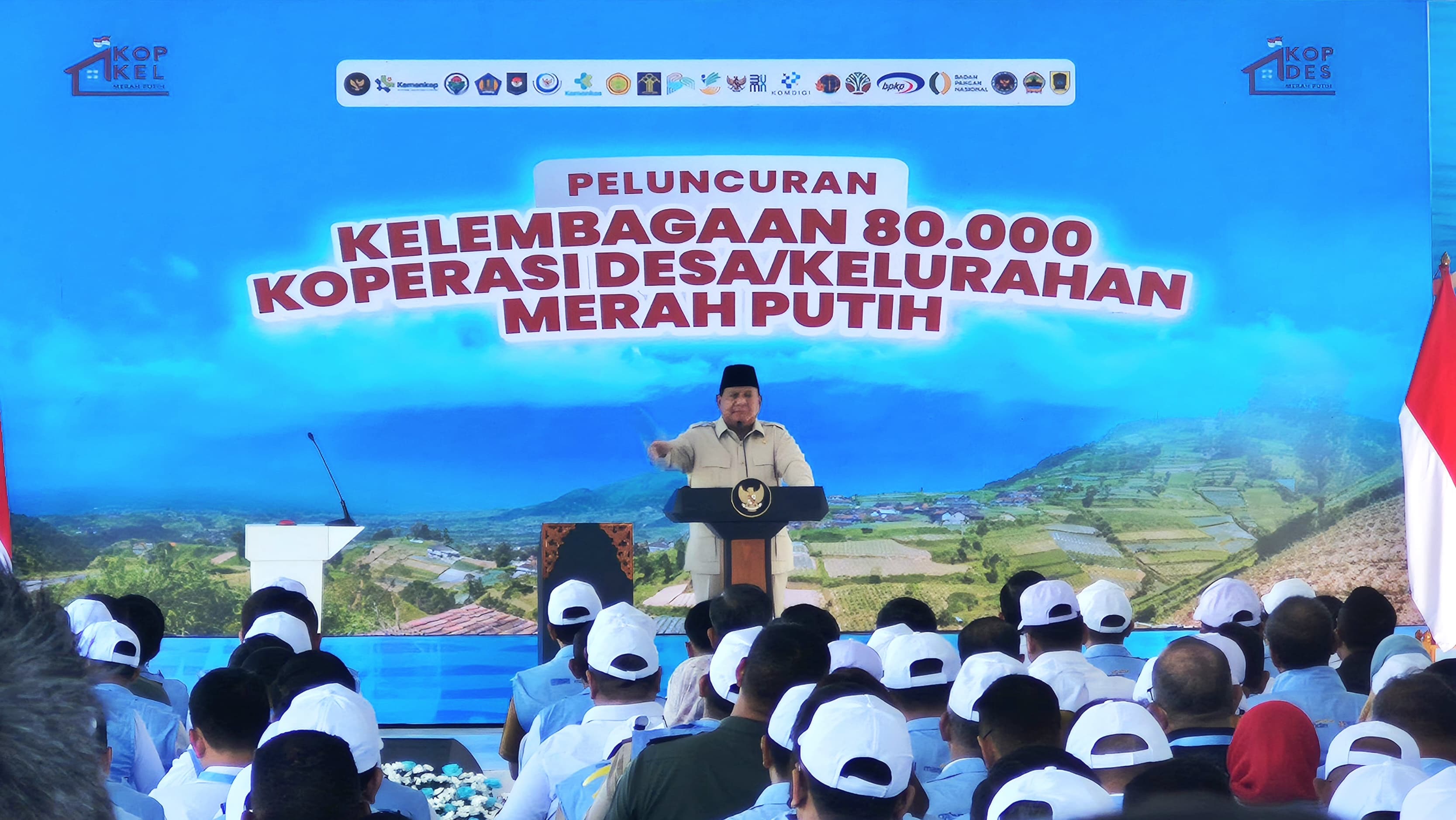 Presiden Prabowo Luncurkan 80 Ribu Koperasi Merah Putih di Desa