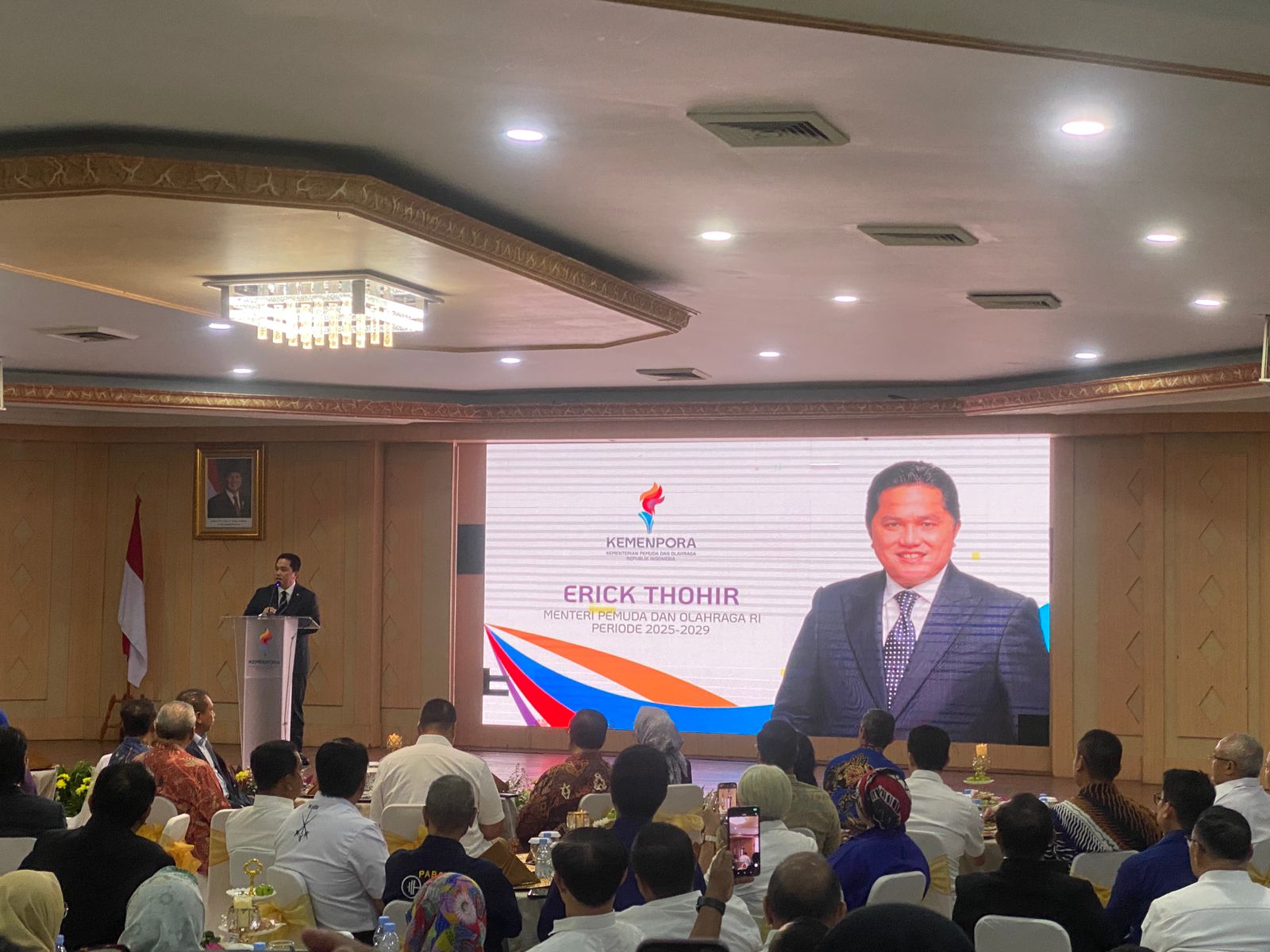 Menpora Baru Erick Thohir Janji Perkuat Konsolidasi Dunia Olahraga