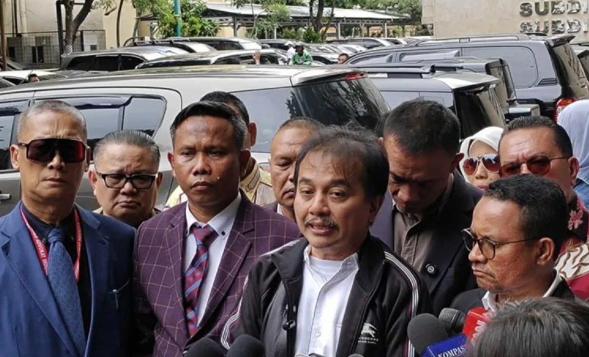 Roy Suryo Cs Wajib Lapor!