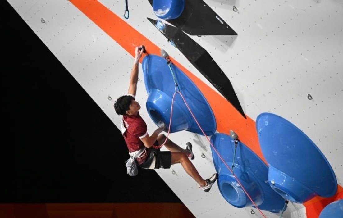 Putra Tri Ramadani Raih Perak di World Climbing Series Santiago